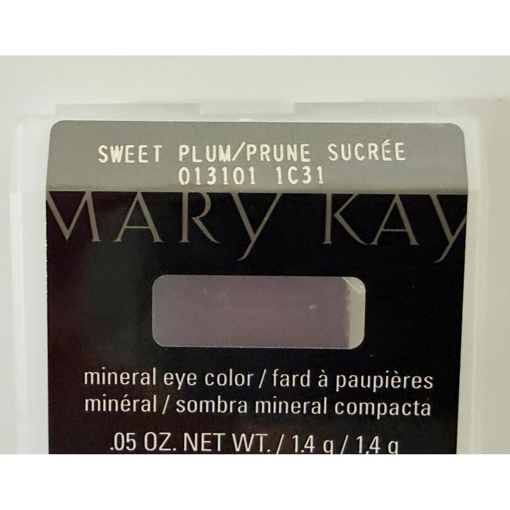 Mary Kay Mineral Eye Color Women .05 oz Sweet Plum Purple Makeup 013101
